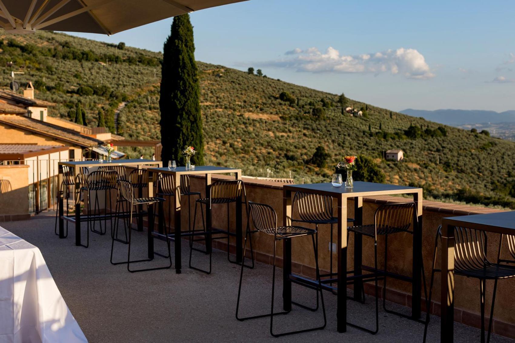 La Quercetta Hotel Foligno Bagian luar foto