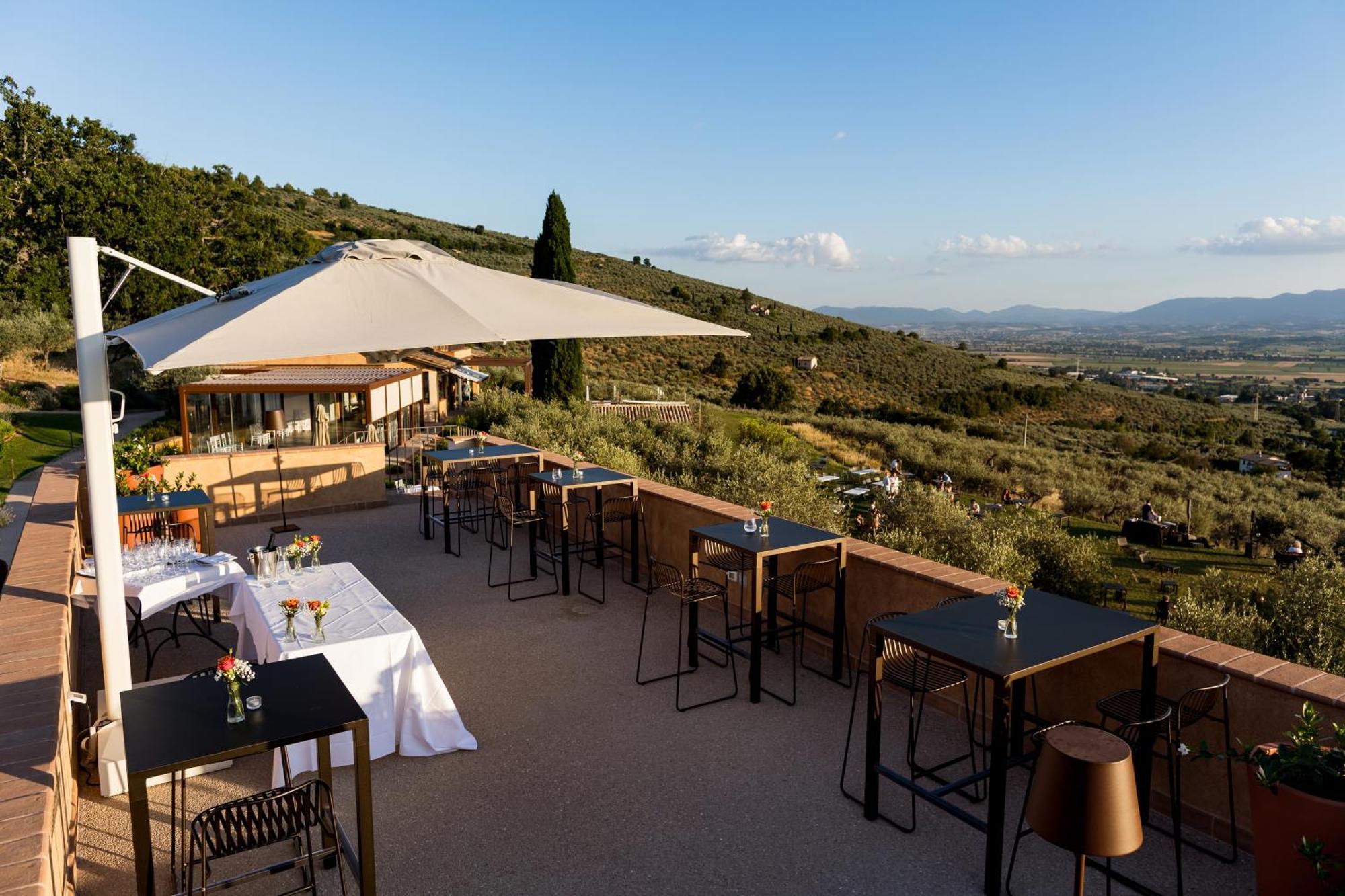 La Quercetta Hotel Foligno Bagian luar foto