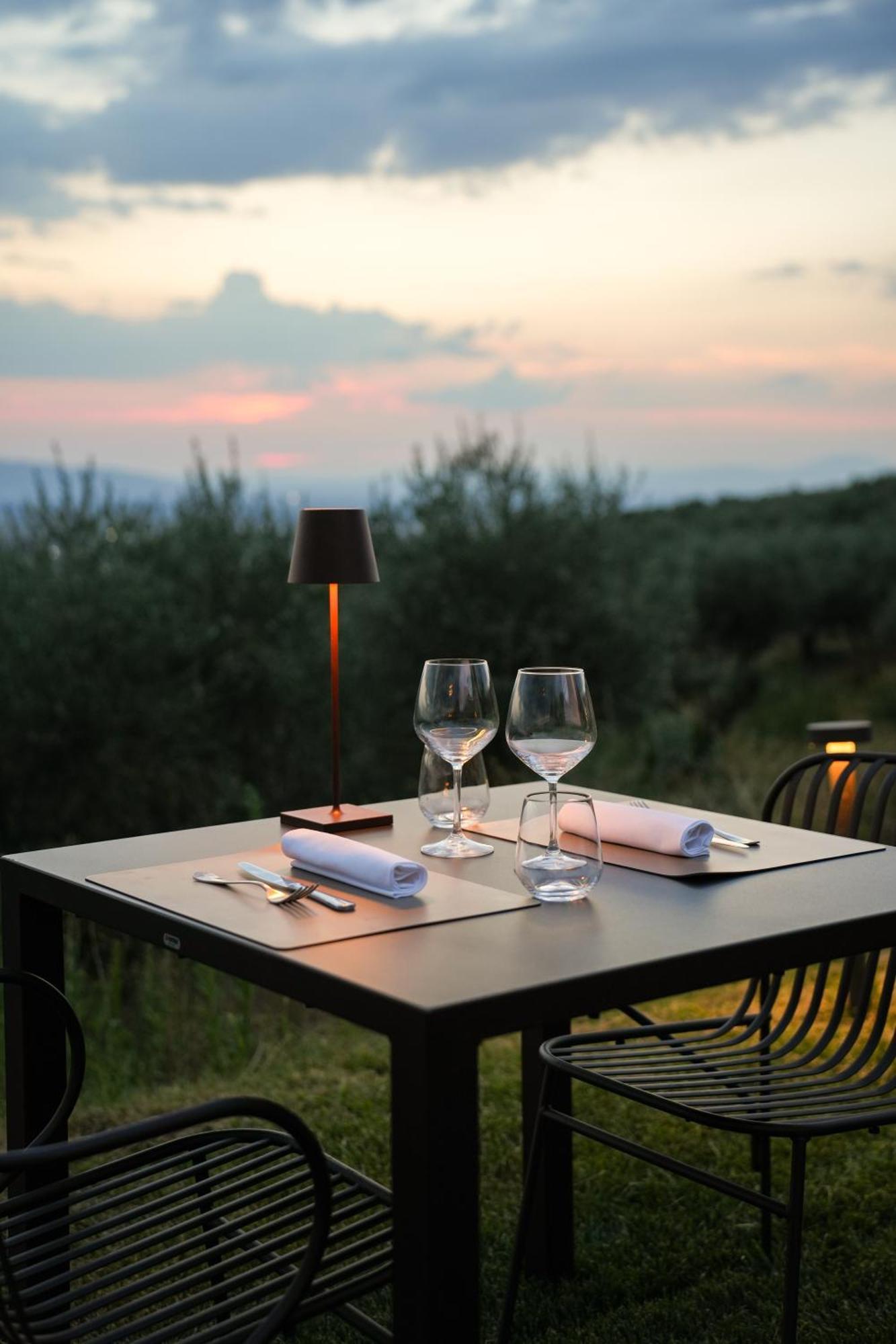La Quercetta Hotel Foligno Bagian luar foto